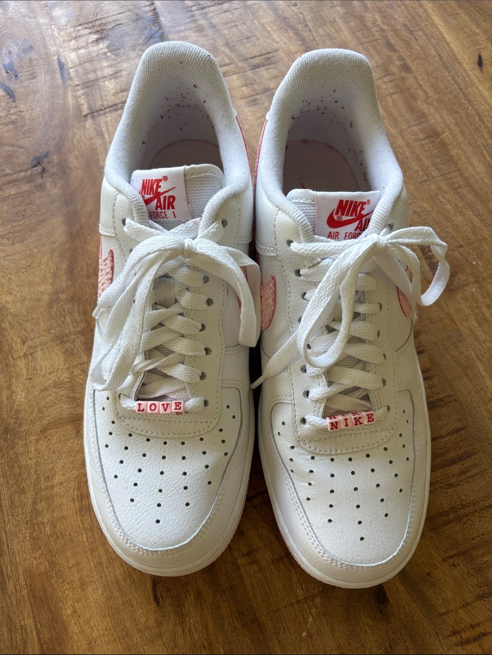 Nike Air Force One Love